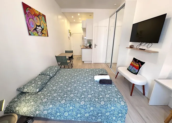 Hyper Centre De - Metro 3 Min Apartment